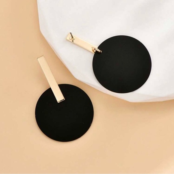 Black and Gold Geometric Statement Earrings - Picture 3 of 4